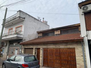 Casa  en Venta Ramos Mejia / La Matanza (A108 7885)
