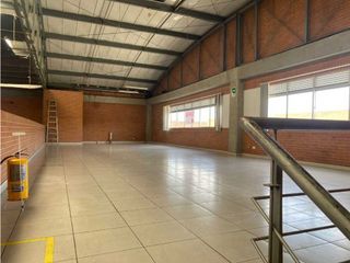 BODEGA EN ARRIENDO EN PARQUE INDUSTRIAL SIBERIA