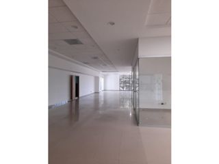 Foto 2 de SE VENDE OFICINA POBLADO