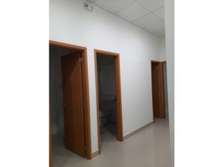 Foto 7 de SE VENDE OFICINA POBLADO