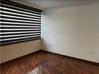 Departamento de venta sector ponceano alto