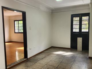 Alquilo casa en vallesito para empresa