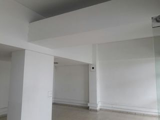 Foto 3 de VENTA de LOCALES en COTA