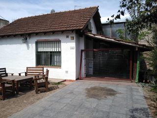 Foto 1 de Casa en venta - 2 Dormitorios 1 Baño - Cochera - 400Mts2 - El Cazador, Escobar