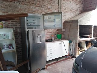 Foto 4 de Casa en venta - 2 Dormitorios 1 Baño - Cochera - 400Mts2 - El Cazador, Escobar