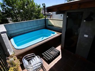 VENTA CASA 4 AMBIENTES TERRAZA PISCINA FLORESTA