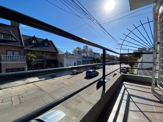 VENTA PH FRENTE 2 AMBIENTES MATADEROS BALCÓN