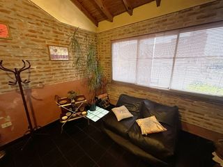 VENTA CASA 4 AMBIENTES CON TERRAZA EN FLORESTA