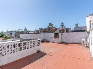 VENTA PH 3 AMBIENTES - PATIO Y TERRAZA PROPIOS