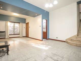 Venta Ph tipo casa 4 amb Villa del Parque c/coch