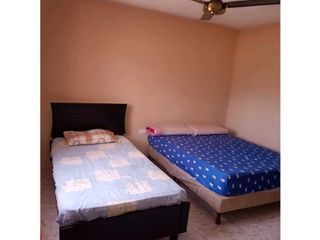 Foto 8 de Casa Bifamiliar en venta, Sector Santa Cruz