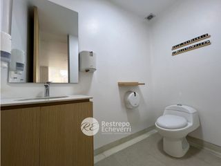 Consultorio en arriendo, barrio Palogrande, Manizales