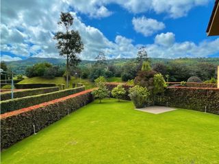 Hacienda Fontanar súper lote de 787m2