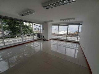 OFICINA EN ARRIENDO EN PALOGRANDE/MANIZALES