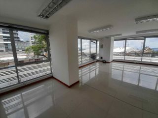 OFICINA EN ARRIENDO EN PALOGRANDE/MANIZALES