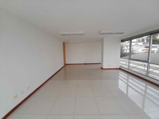 OFICINA EN ARRIENDO EN PALOGRANDE/MANIZALES