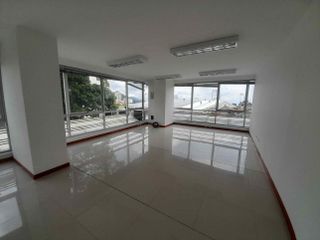 OFICINA EN ARRIENDO EN PALOGRANDE/MANIZALES