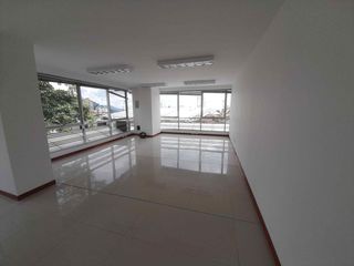 OFICINA EN ARRIENDO EN PALOGRANDE/MANIZALES