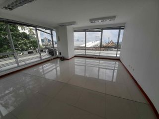 OFICINA EN ARRIENDO EN PALOGRANDE/MANIZALES