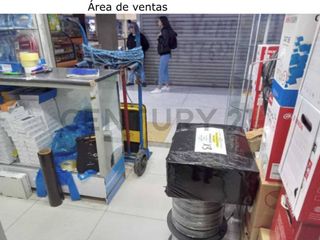 Foto 11 de Venta de 2 Locales Contiguos en Cyber Plaza – Epicentro Tecnológico de Lima