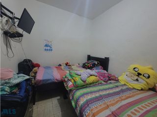 Apartamento segundo piso en Aranjuez, Medellín(MLS#248482)