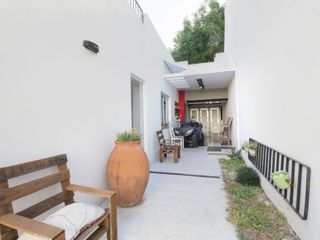 OPORTUNIDAD CASA VENTA 4 AMBIENTES ACEPTA PERMUTA