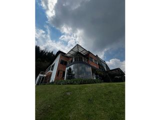 Foto 31 de Casa para Arriendo Amoblado en Medellín Palmas