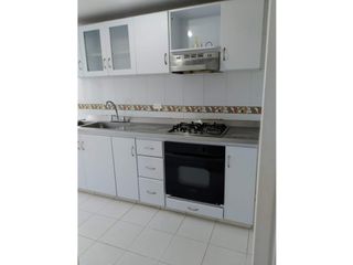 Arriendo Apartamento de 86 m2 Colina Campestre