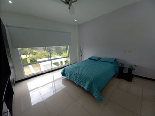 Foto 6 de Casa  Chinauta perfecto estado 274 mts. precio $1200 mm