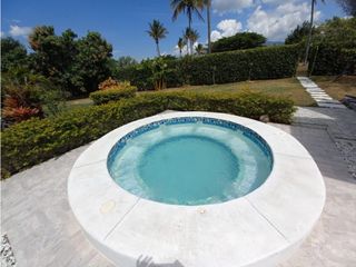 Foto 4 de Casa  Chinauta perfecto estado 274 mts. precio $1200 mm