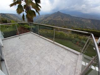 Foto 14 de Casa  Chinauta perfecto estado 274 mts. precio $1200 mm