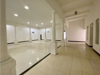 ARRIENDO CASA PARA OFICINA O CONSULTORIO CENTRO DE SANTA MARTA