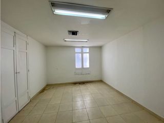 ARRIENDO CASA PARA OFICINA O CONSULTORIO CENTRO DE SANTA MARTA