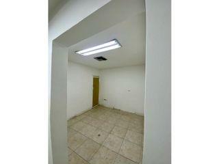 ARRIENDO CASA PARA OFICINA O CONSULTORIO CENTRO DE SANTA MARTA