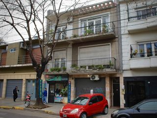 VENTA HERMOSO PH CON BALCON Y TERRAZA EN FLORESTA