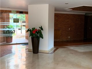 APARTAMENTO EN ARRIENDO TERCER PISO CALLEJA