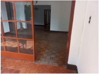 Casa Comercial/Vivienda en Arriendo en Medellín Sector Laureles