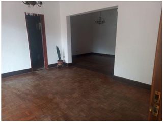 Casa Comercial/Vivienda en Arriendo en Medellín Sector Laureles