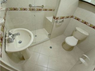 Foto 8 de Venta de apartamento Conquistadores Medellín