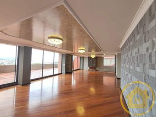 Departamento en Venta, de 3 dormitorios, en urbanizacion con seguridad, sector Noroccidente, Quito