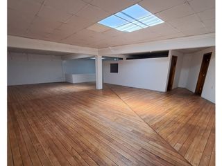 El Batán, Local Comercial en Renta, 262m2, 2 Ambientes