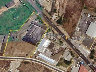Foto 1 de BODEGAS DISPONIBLES EN VIA MONTECRISTI MANTA