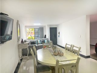 Vendo Casa Medellín, Malibu al lado de la unidad deportiva de belen