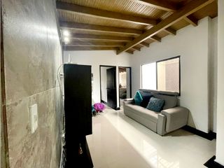 Vendo Casa Medellín, Malibu al lado de la unidad deportiva de belen