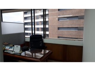 Foto 10 de Oficina en Venta Cerca Parque del Poblado Medellin