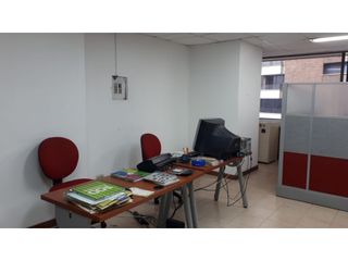 Foto 7 de Oficina en Venta Cerca Parque del Poblado Medellin