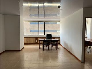 Foto 4 de Oficina en Venta Cerca Parque del Poblado Medellin