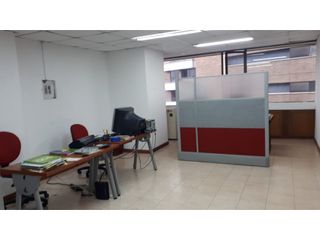 Foto 2 de Oficina en Venta Cerca Parque del Poblado Medellin