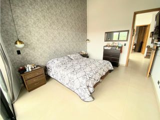 Foto 5 de VENTA DE CASA ESPECTACULAR EN SECTOR VIVA, LA CEJA 2 niveles