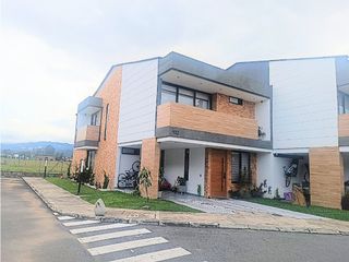 Foto 13 de VENTA DE CASA ESPECTACULAR EN SECTOR VIVA, LA CEJA